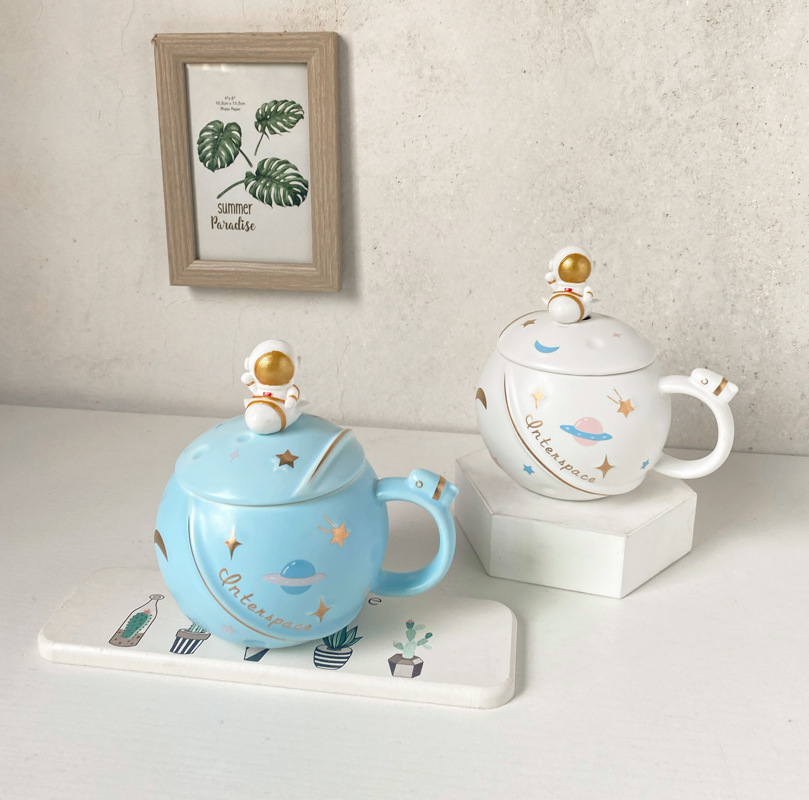 Creative Cartoon Astronaut Mug