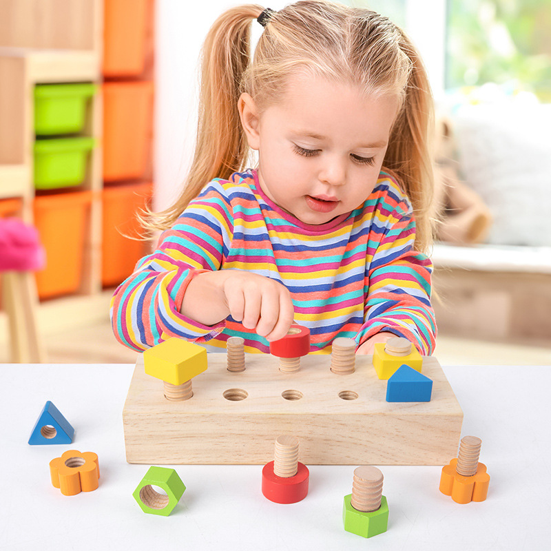 Childrens screw tightening tool table