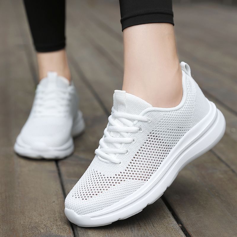 Women's mesh sports shoes