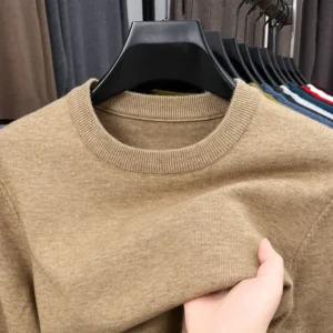 Men’s Round Neck Long Sleeve Knitted Sweater