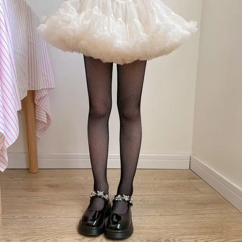 Black small mesh