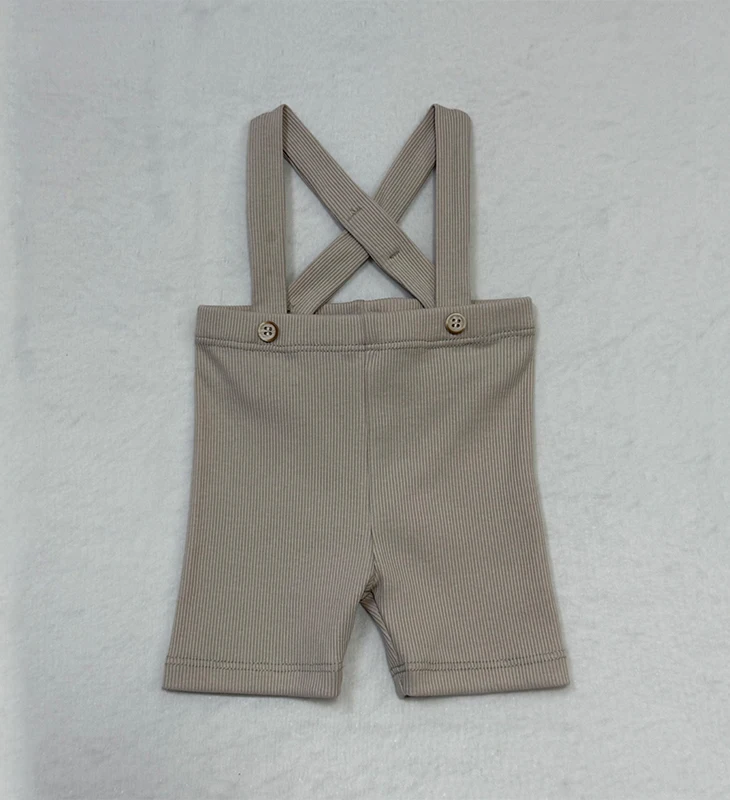 beige shorts
