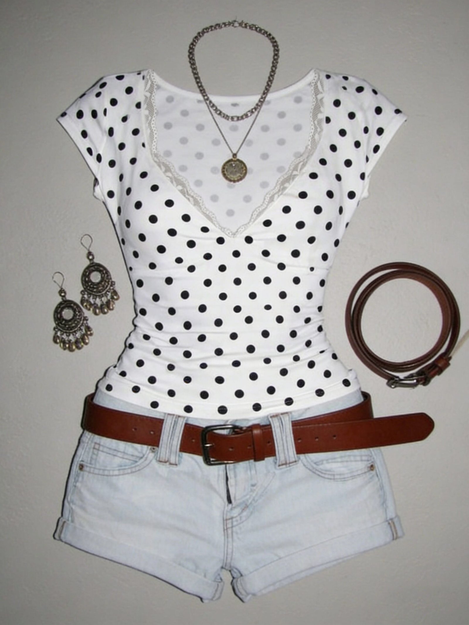 Women's Fashion Casual Retro Simple Versatile Lace‑Trimmed V‑Neck Polka‑Dot Short‑Sleeve T‑Shirt Women's Fashion Casual Retro Simple Versatile Lace‑Trimmed V‑Neck Polka‑Dot Short‑Sleeve T‑Shirt
