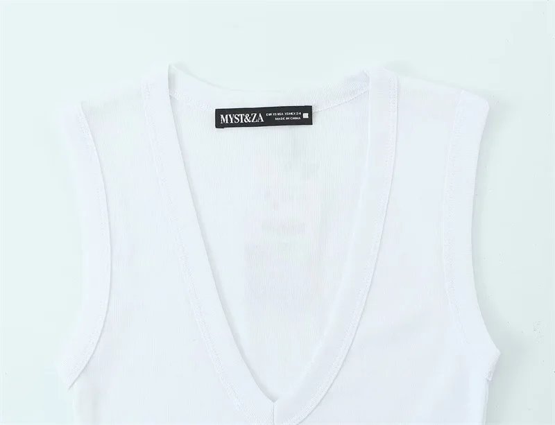 Women's Top 2026 Spring New Style Solid Color Sleeveless Sexy V-Neck Simple Slim Fit Top Casual Fashion Versatile