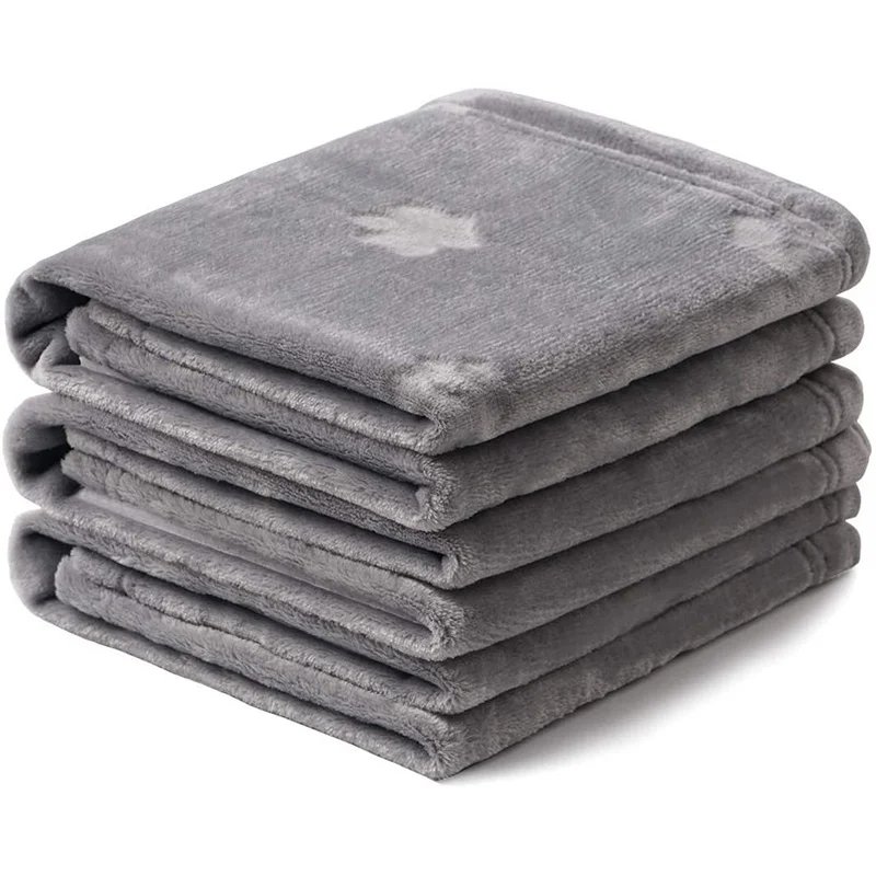 Benepaw Soft Fluffy Fleece Dog Blanket Flannel Throw Cute 3D Paw Design Eco-friendly Cozy Pet Bed Mat Puppy Cat Easy To Wash