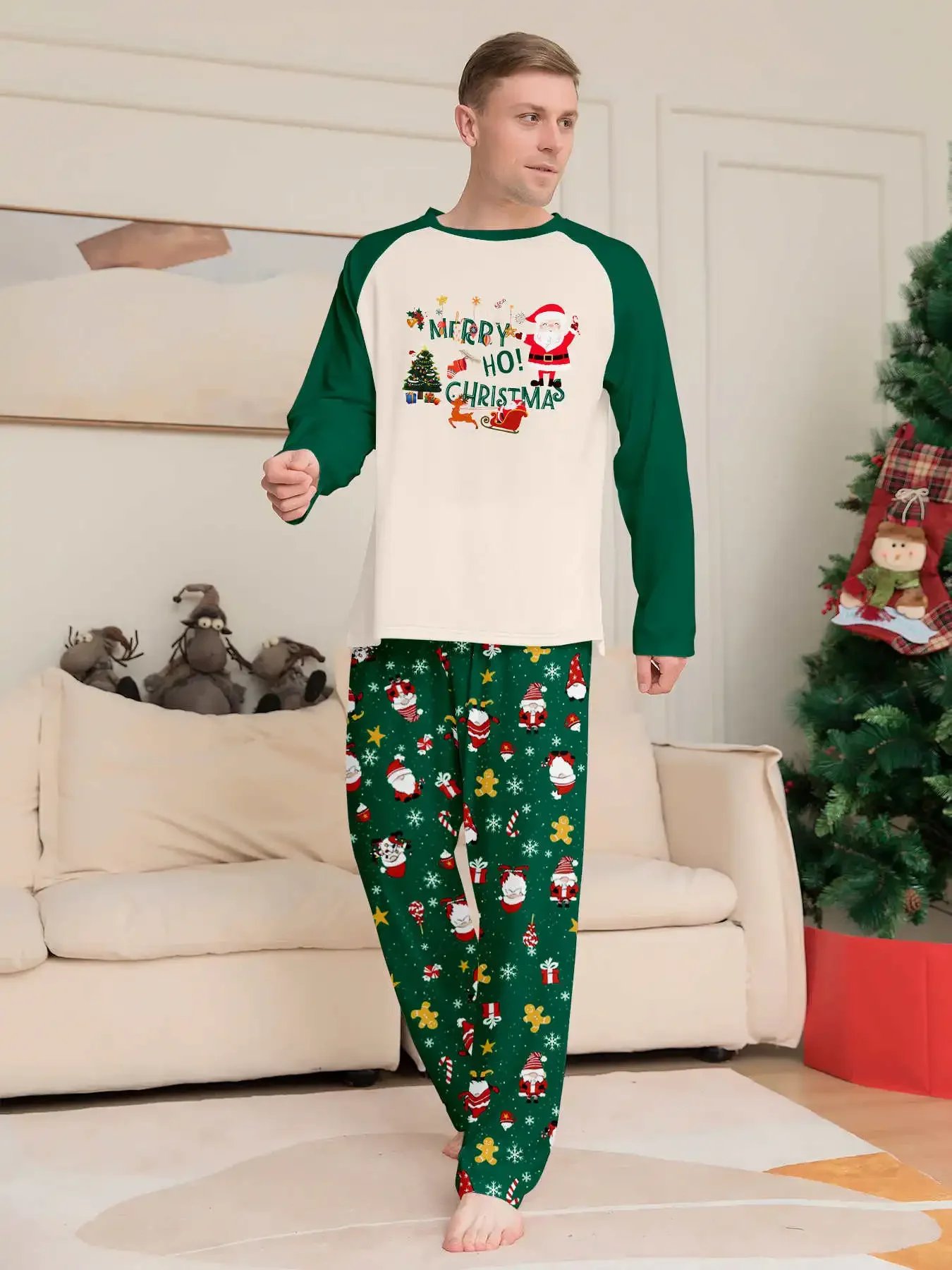 2027 New Year's Costumes Family Christmas Pyjamas Set Mom Daughter Dad Son Matching Outfits Green Print Cute Sleepwear Xmas Look