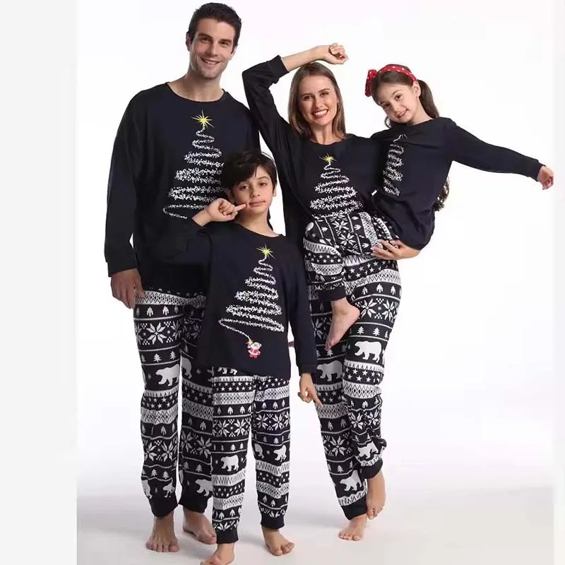 2025 New Family Christmas Pajamas Mom Dad Kids Matching Clothing Set Baby Romper Pjs Soft Loose 2 Pieces Suit Homewear Xmas Look 2025 New Family Christmas Pajamas Mom Dad Kids Matching Clothing Set Baby Romper Pjs Soft Loose 2 Pieces Suit Homewear Xmas Look