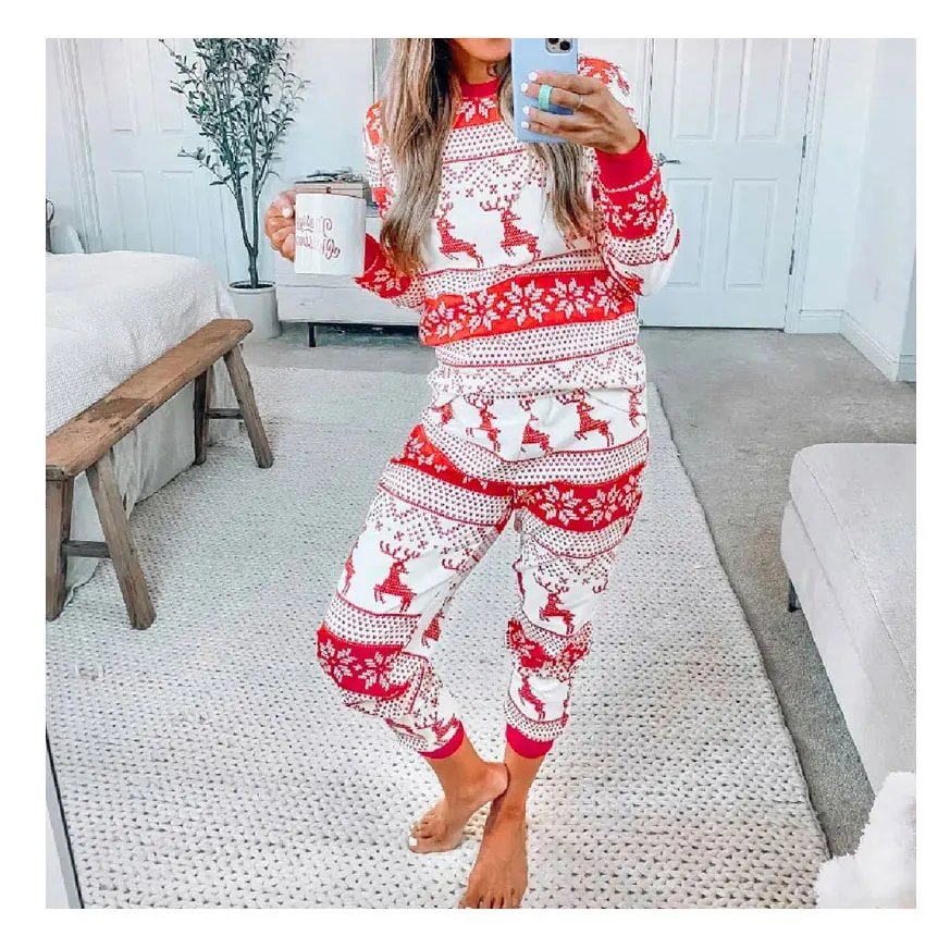 2025 New Family Christmas Pajamas Mom Dad Kids Matching Clothing Set Baby Romper Pjs Soft Loose 2 Pieces Suit Homewear Xmas Look 2025 New Family Christmas Pajamas Mom Dad Kids Matching Clothing Set Baby Romper Pjs Soft Loose 2 Pieces Suit Homewear Xmas Look