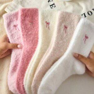 Women’s Plush Fleece Bow-Tie Winter Socks