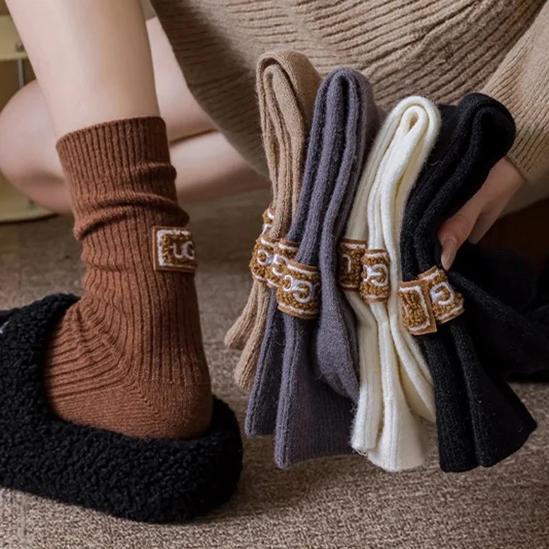 1/3/5pairs Women's Fashion Socks Ins Mid-Tube Sock Warm Knitted Snow Boot Sock Heel Furry Label Winter Thickened Mid-Calf Socks 1/3/5pairs Women's Fashion Socks Ins Mid-Tube Sock Warm Knitted Snow Boot Sock Heel Furry Label Winter Thickened Mid-Calf Socks