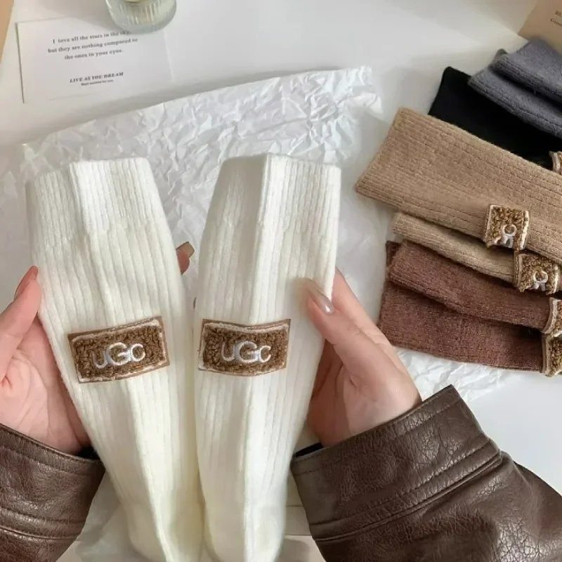 1/3/5pairs Women's Fashion Socks Ins Mid-Tube Sock Warm Knitted Snow Boot Sock Heel Furry Label Winter Thickened Mid-Calf Socks 1/3/5pairs Women's Fashion Socks Ins Mid-Tube Sock Warm Knitted Snow Boot Sock Heel Furry Label Winter Thickened Mid-Calf Socks