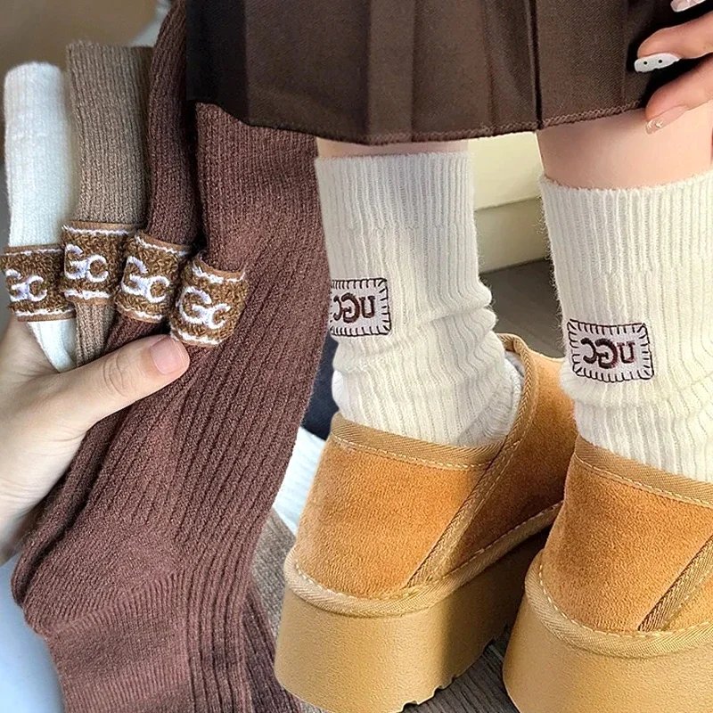 1/3/5pairs Women's Fashion Socks Ins Mid-Tube Sock Warm Knitted Snow Boot Sock Heel Furry Label Winter Thickened Mid-Calf Socks 1/3/5pairs Women's Fashion Socks Ins Mid-Tube Sock Warm Knitted Snow Boot Sock Heel Furry Label Winter Thickened Mid-Calf Socks