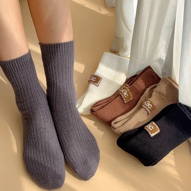 1/3/5pairs Women's Fashion Socks Ins Mid-Tube Sock Warm Knitted Snow Boot Sock Heel Furry Label Winter Thickened Mid-Calf Socks 1/3/5pairs Women's Fashion Socks Ins Mid-Tube Sock Warm Knitted Snow Boot Sock Heel Furry Label Winter Thickened Mid-Calf Socks